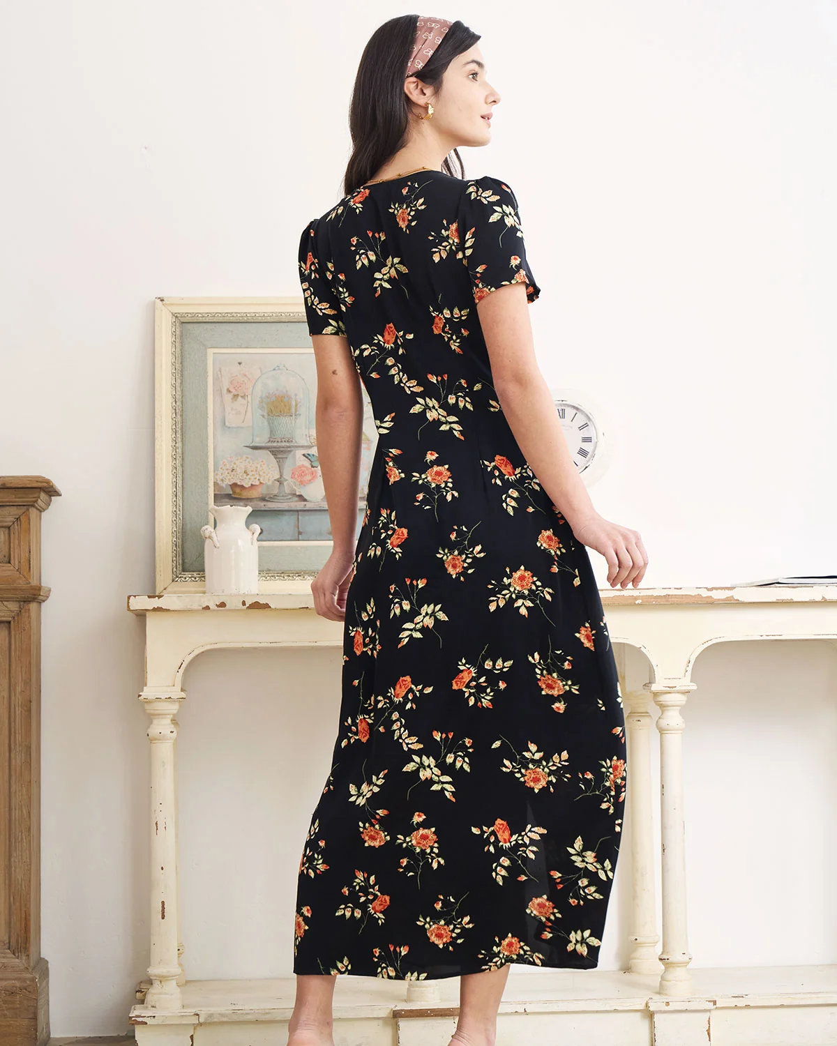 The Black V Neck Floral Short Sleeve Maxi Dress - Image 7